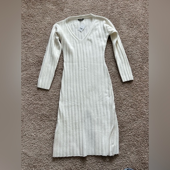 George White Long Sleeve Ribbed Dress - Picture 3 of 5